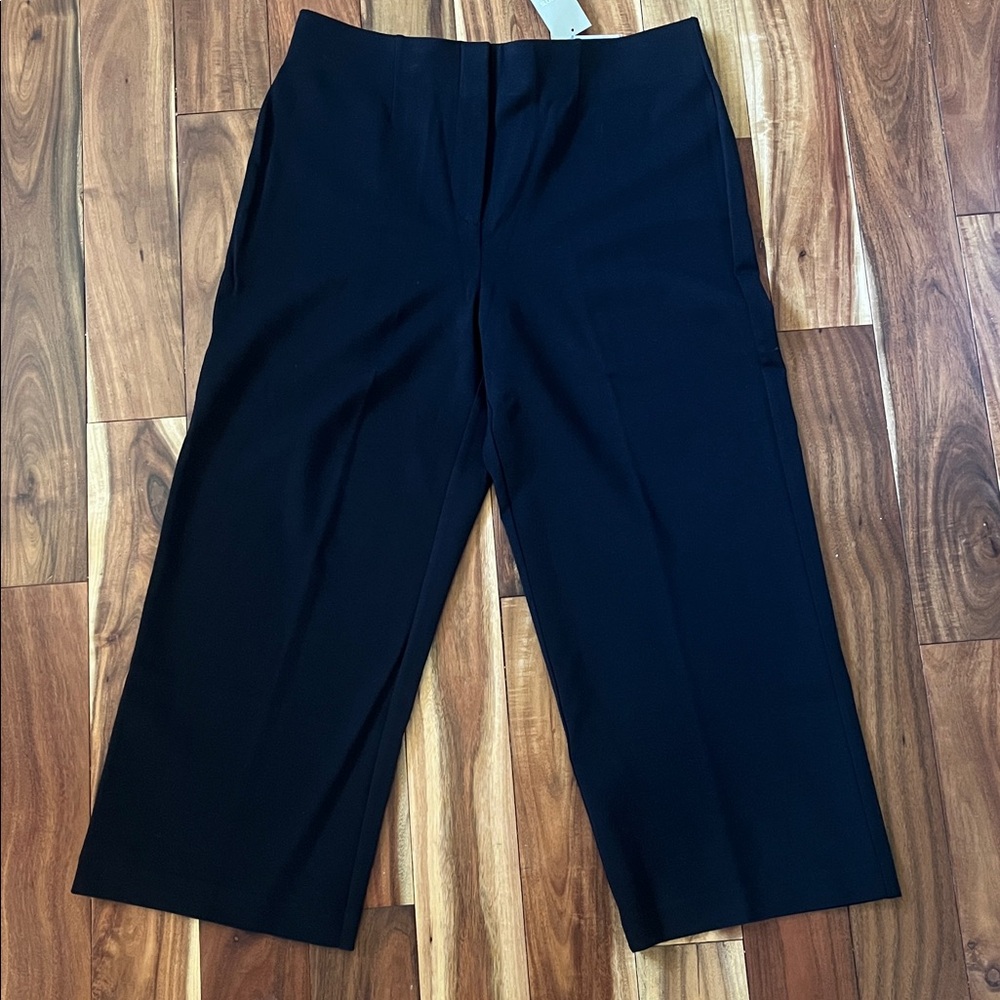 Chico’s black Ponte Wide Leg crop - 22in - size 1 - NWT! - Picture 2 of 9